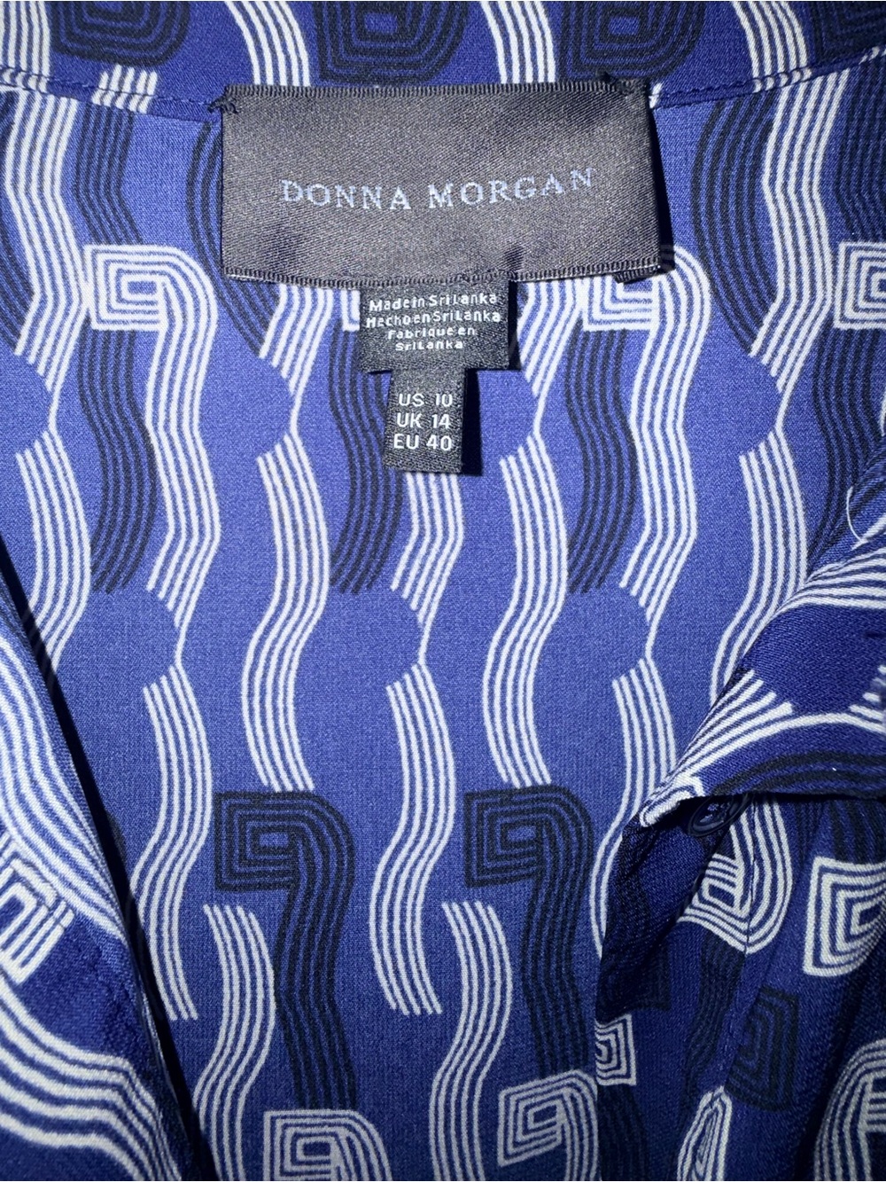 Donna Morgan Navy and White Geometric Button-Down Blouse SIZE 10